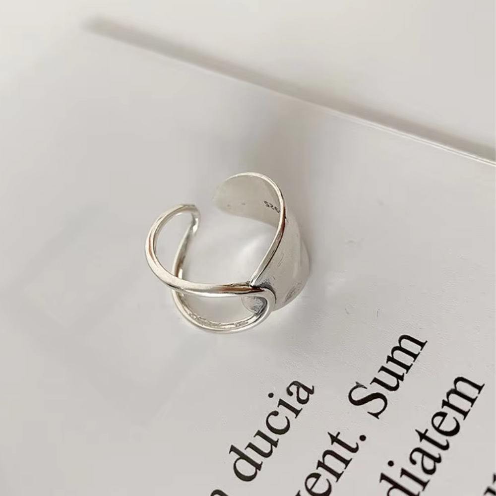 HAMMERED CHUNKY RING (ADJUSTABLE)