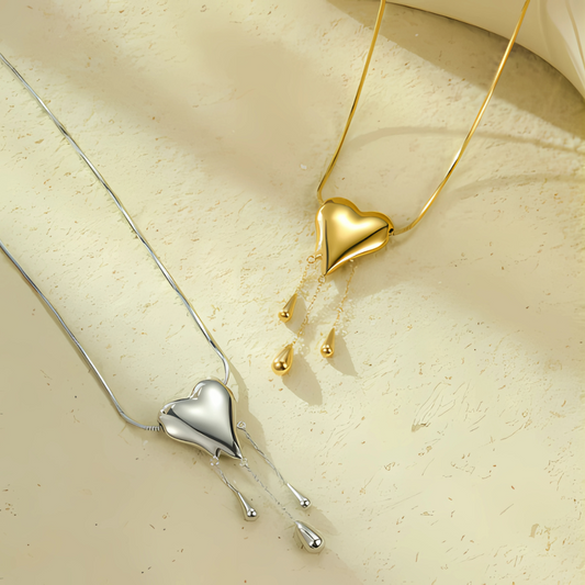 MELTING HEART NECKLACE