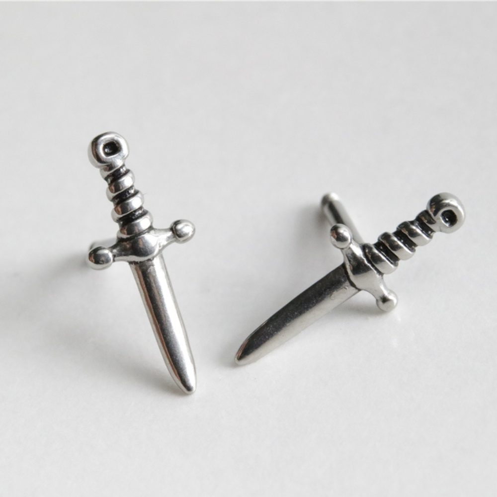 LITTLE DAGGER SWORD EARRINGS (PAIR)