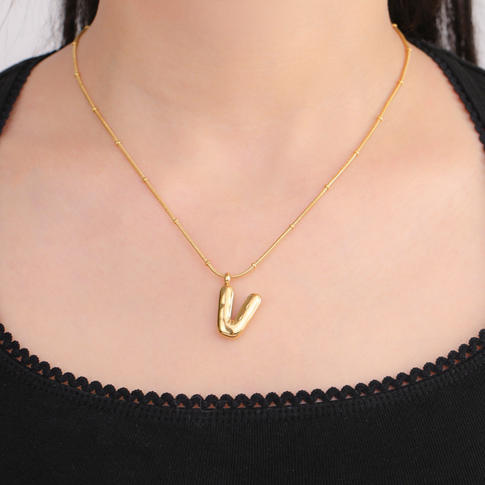 GOLD BUBBLE LETTER NECKLACE