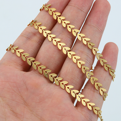 LAUREL LEAF NECKLACE