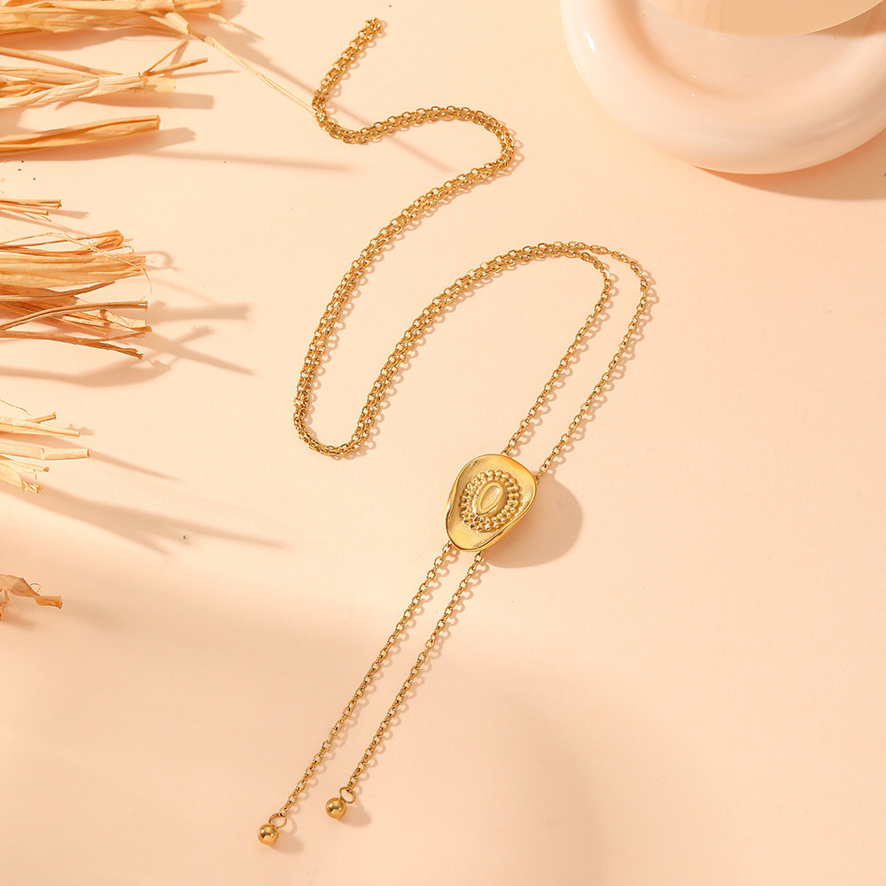 COWGIRL HAT NECKLACE