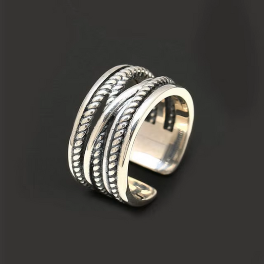 THUMB WEAVED LAYERED RING (ADJUSTABLE)